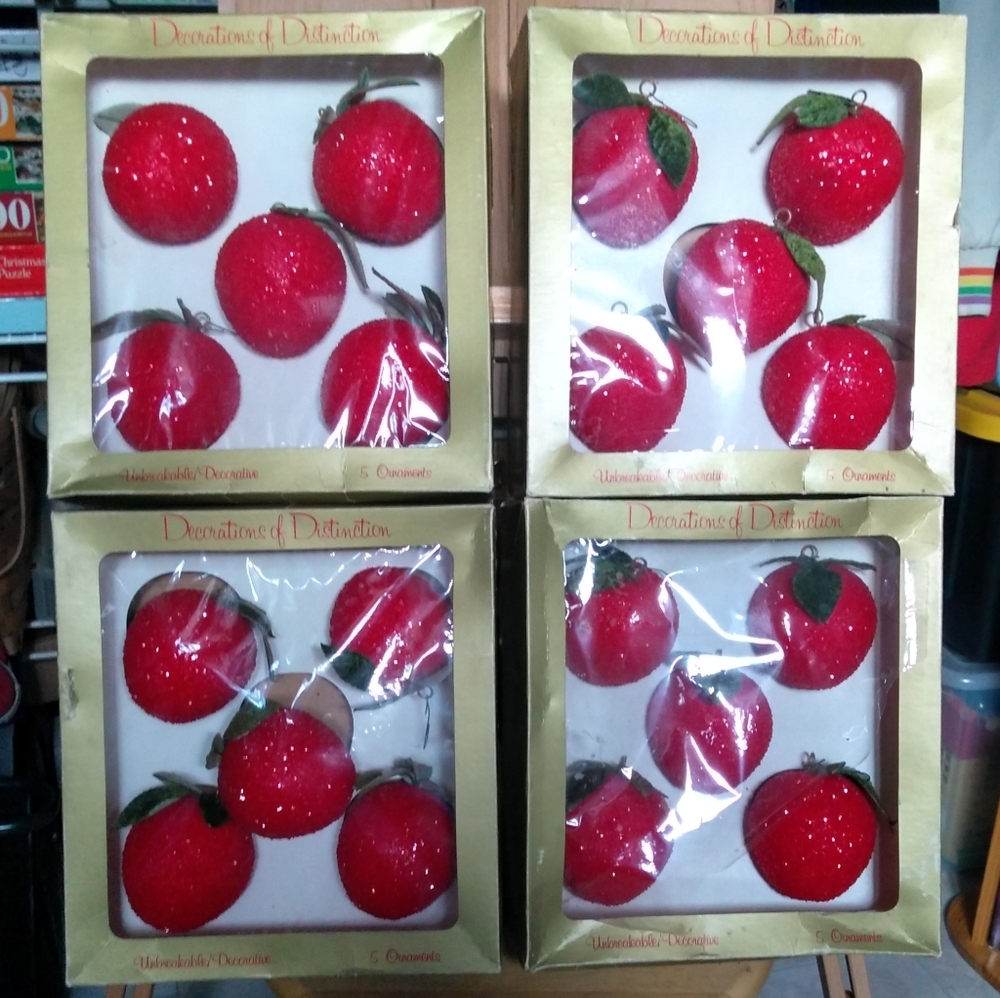 Vintage 1960s Sparkle Apple Christmas Ornaments🍎🎄